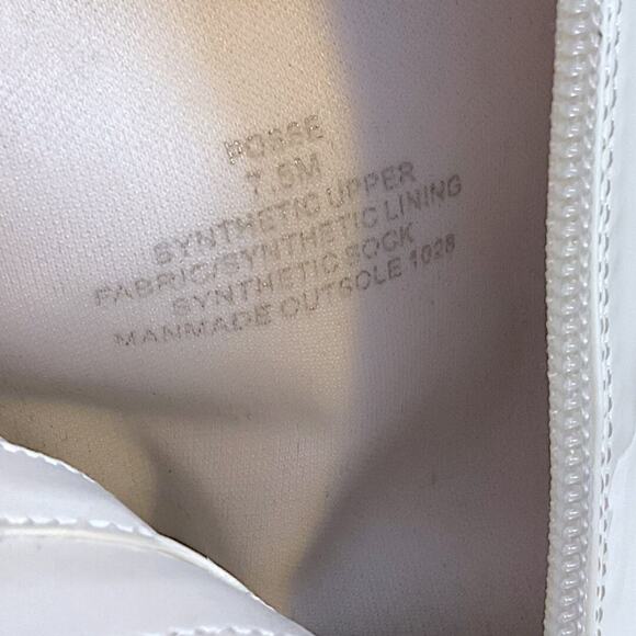 Steve Madden Women’s SZ 7.5M White Patent Stiletto High Heels Side Zip - Picture 2 of 13